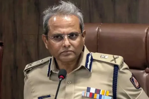 RCB Parade Tragedy | ಆರ್ ಸಿ ಬಿ ವಿಜಯೋತ್ಸವದಲ್ಲಿ ಕಾಲ್ತುಳಿತ : ಪೊಲೀಸ್ ಕಮಿಷನರ್ ಅಮಾನತು